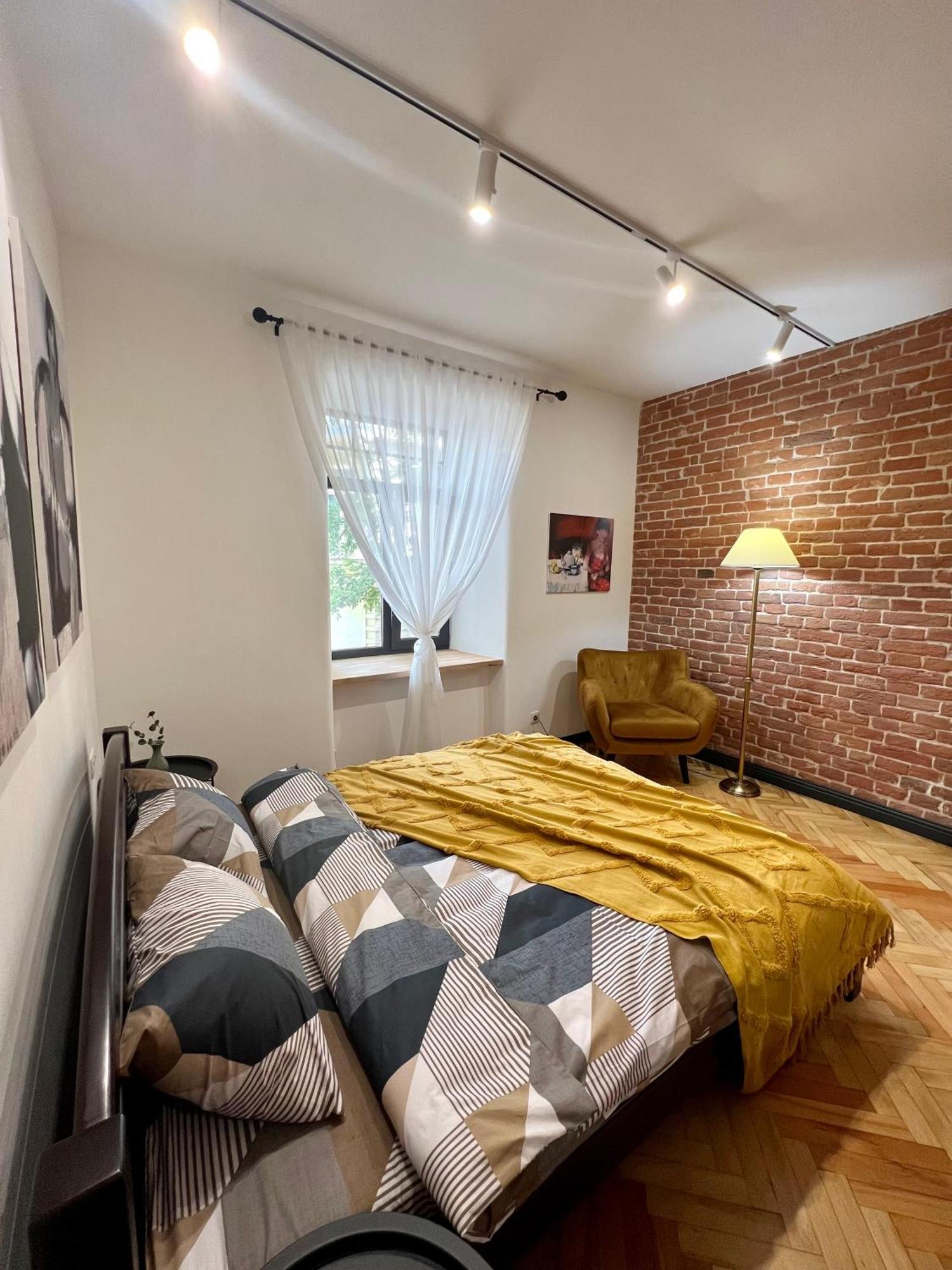 Art Apartment Glebova Liov Exterior foto